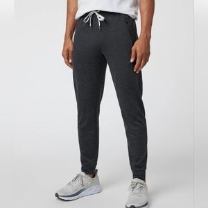 Vuori Ponto Performance Joggers Size Small
